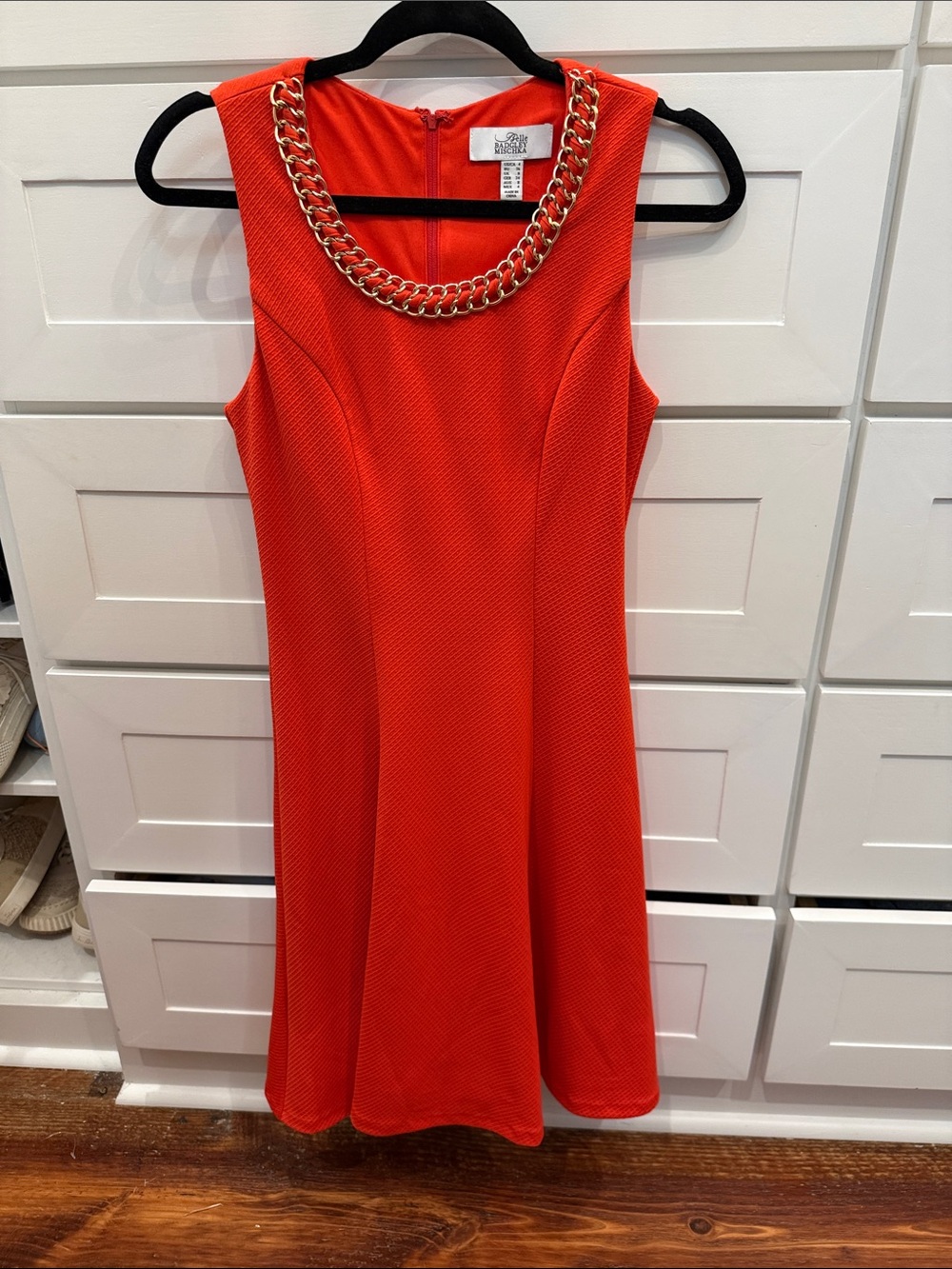 Badgley Mischka Orange-Red Chain-Trim Sleeveless Midi Dress